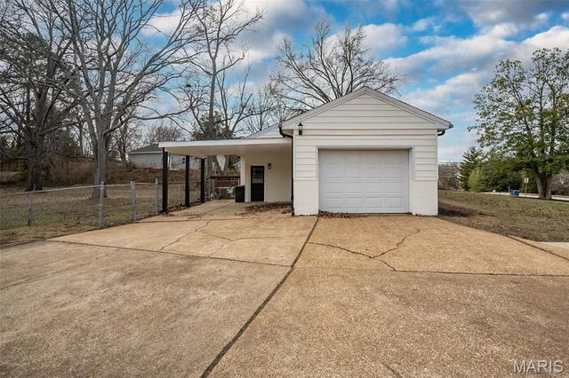 4 Westminster Drive, Sappington, MO 63126