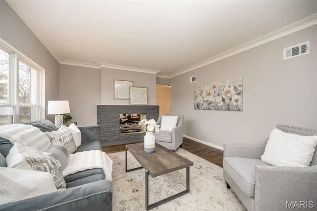 4 Westminster Drive, Sappington, MO 63126