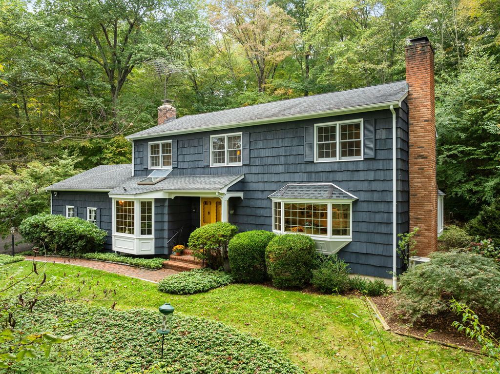 56 Hannahs Road, Stamford, CT 06903