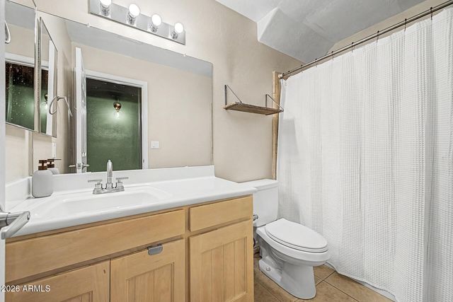5721 W MARIPOSA GRANDE Lane, Glendale, AZ 85310