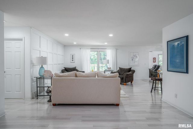 601 CHERRY Court, Colona, IL 61241