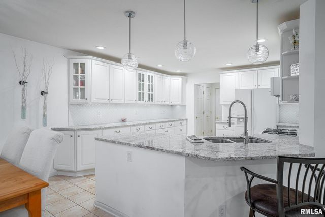 601 CHERRY Court, Colona, IL 61241