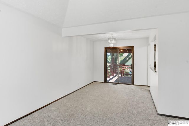 7609 Emiline Street, La Vista, NE 68128