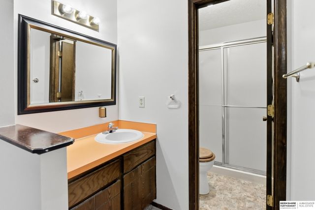 7609 Emiline Street, La Vista, NE 68128