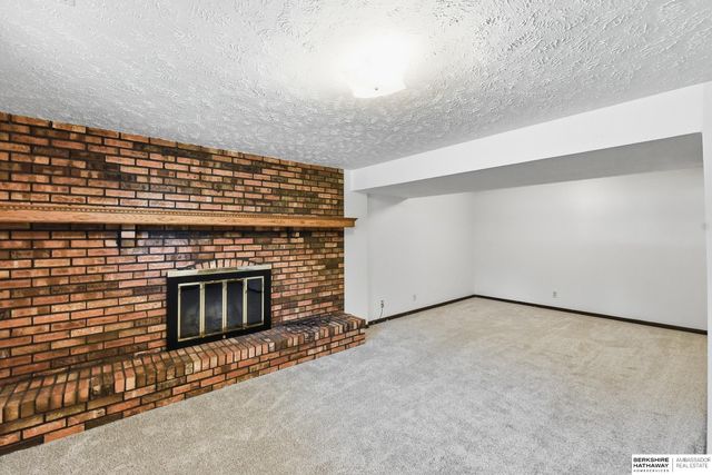 7609 Emiline Street, La Vista, NE 68128