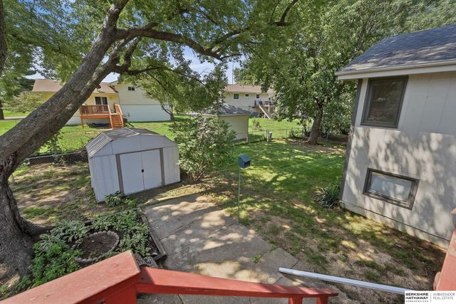 7609 Emiline Street, La Vista, NE 68128