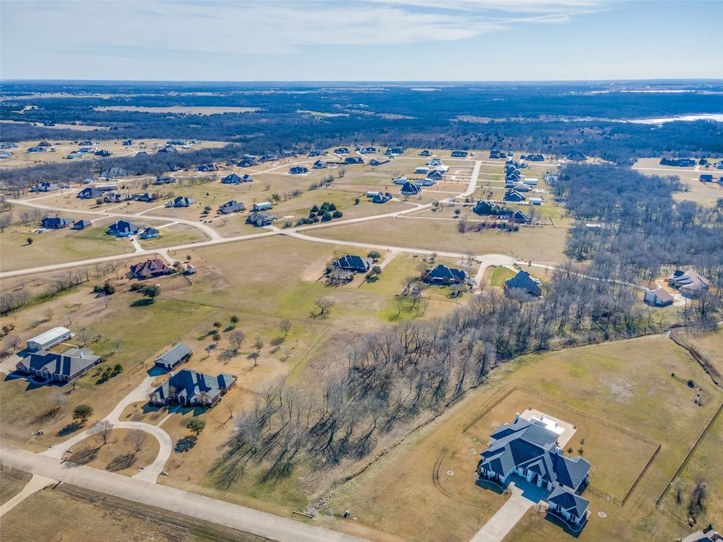 333 Hidden Pass, Royse City, TX 75189