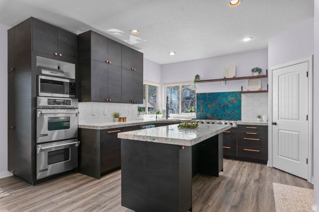 6930 N COMANCHE ST, Eagle Mountain, UT 84005