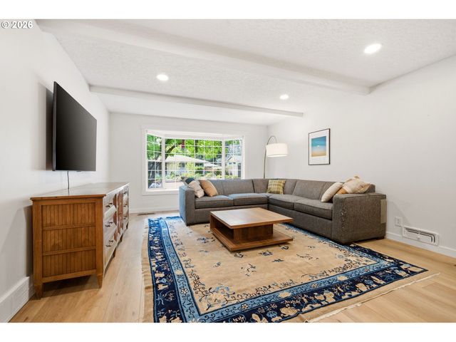 1103 Se 94TH Ave, Vancouver, WA 98664