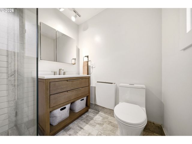 1103 Se 94TH Ave, Vancouver, WA 98664