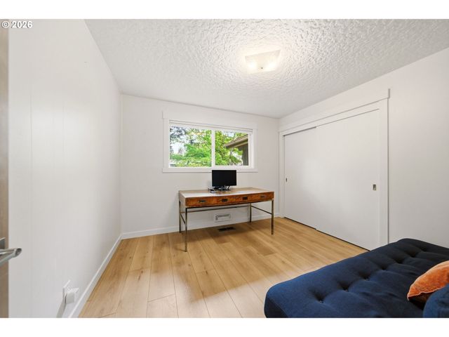 1103 Se 94TH Ave, Vancouver, WA 98664