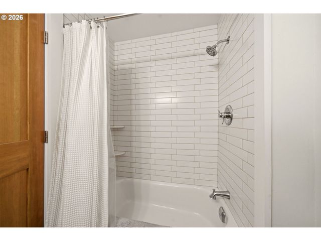 1103 Se 94TH Ave, Vancouver, WA 98664