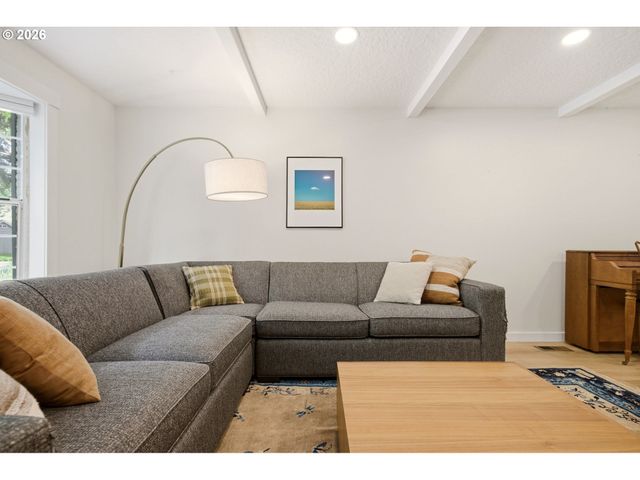 1103 Se 94TH Ave, Vancouver, WA 98664