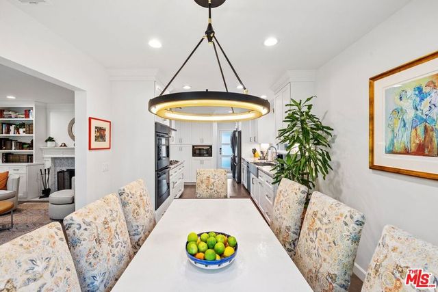 2342 Beverwil Drive, Los Angeles, CA 90034