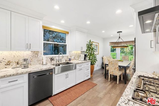 2342 Beverwil Drive, Los Angeles, CA 90034