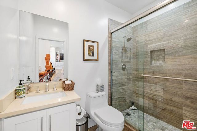 2342 Beverwil Drive, Los Angeles, CA 90034