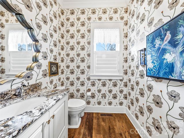 236 Summerset Drive, Hendersonville, NC 28792