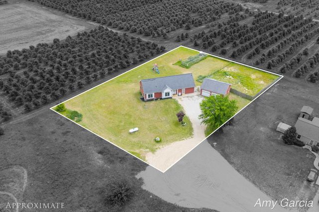 4630 Wild Locust Street, Kent City, MI 49330