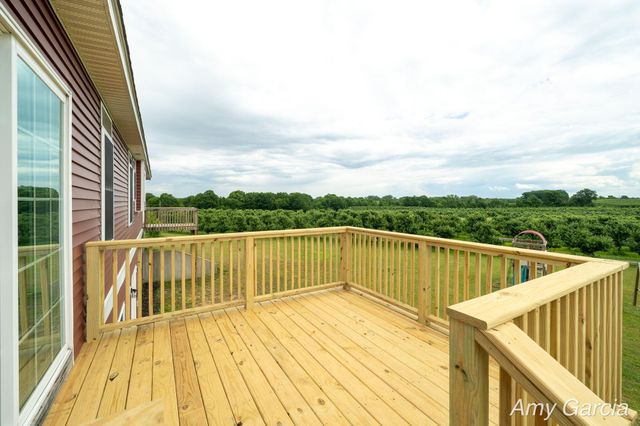 4630 Wild Locust Street, Kent City, MI 49330