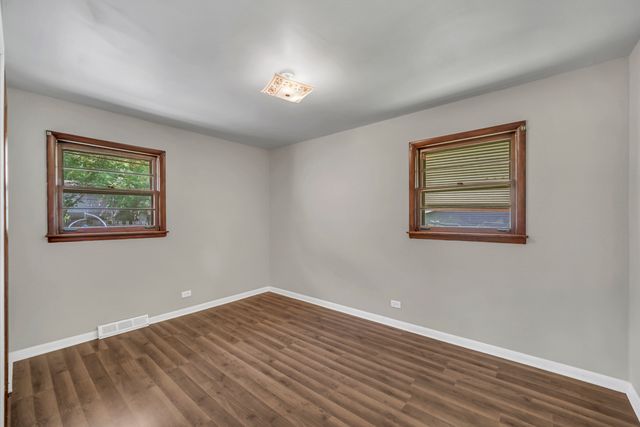 1219 Woodridge Street, Round Lake Beach, IL 60073