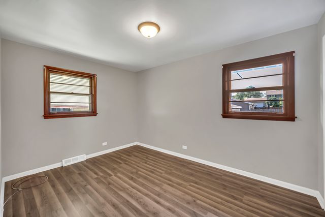 1219 Woodridge Street, Round Lake Beach, IL 60073