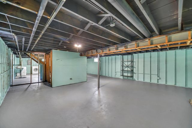 1219 Woodridge Street, Round Lake Beach, IL 60073