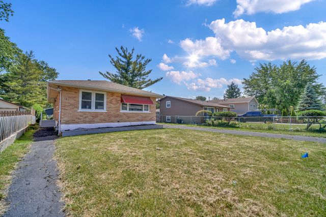 1219 Woodridge Street, Round Lake Beach, IL 60073