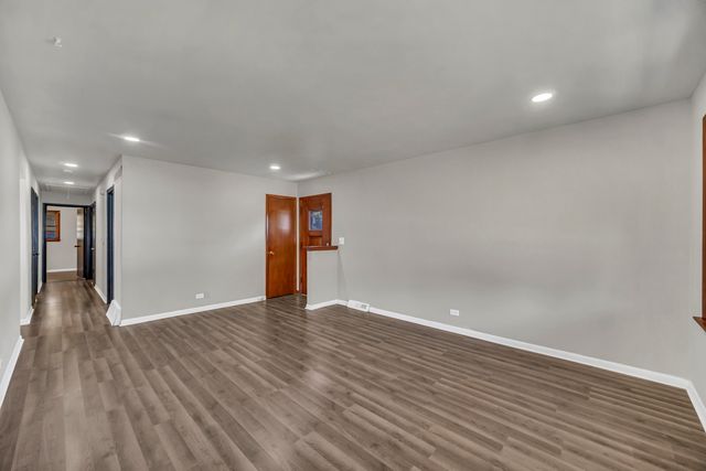 1219 Woodridge Street, Round Lake Beach, IL 60073