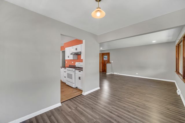 1219 Woodridge Street, Round Lake Beach, IL 60073