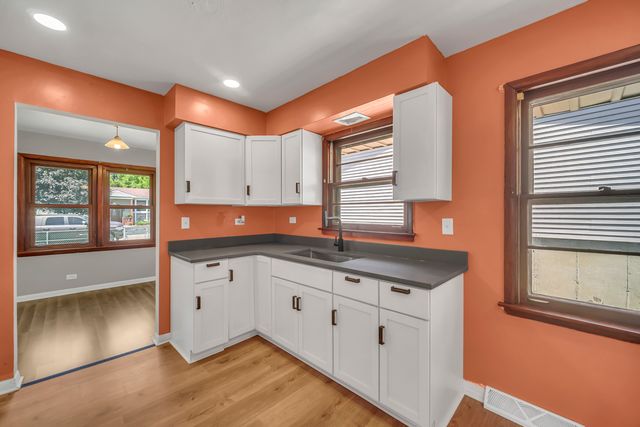 1219 Woodridge Street, Round Lake Beach, IL 60073