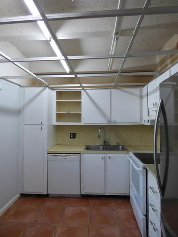 132 S South Cypress Road, Pompano Beach, FL 33060