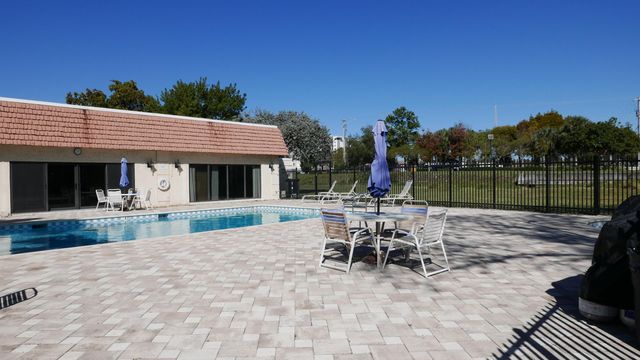 132 S South Cypress Road, Pompano Beach, FL 33060