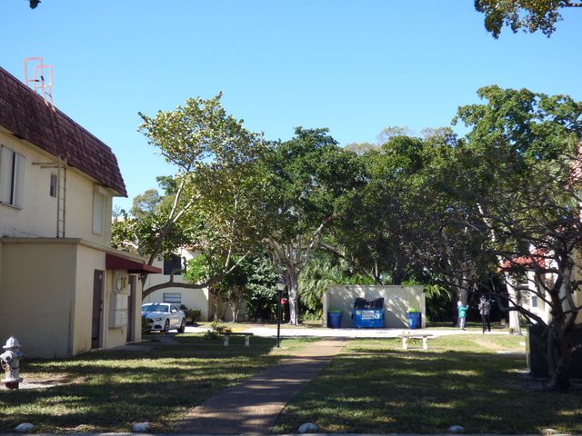 132 S South Cypress Road, Pompano Beach, FL 33060