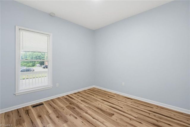 702 Maple Avenue, Burlington, NC 27215