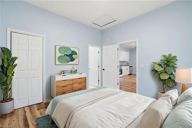 702 Maple Avenue, Burlington, NC 27215
