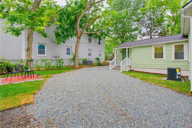 702 Maple Avenue, Burlington, NC 27215