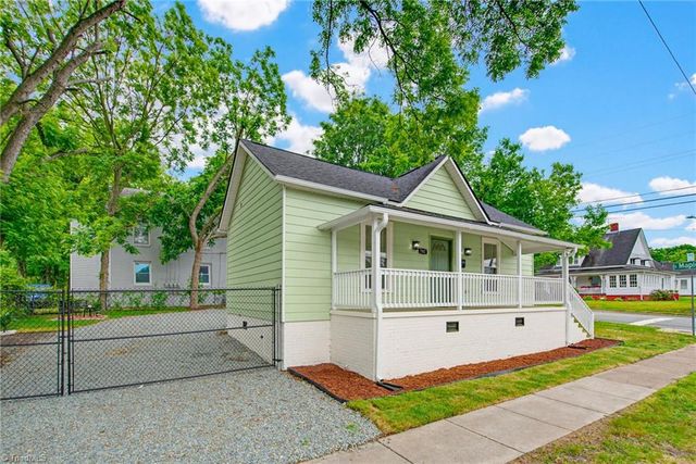 702 Maple Avenue, Burlington, NC 27215
