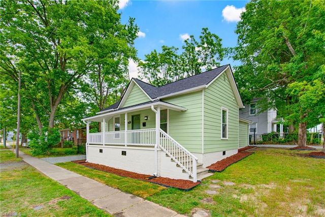 702 Maple Avenue, Burlington, NC 27215
