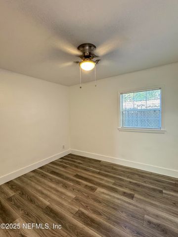 1504 WINTHROP Street, Jacksonville, FL 32206
