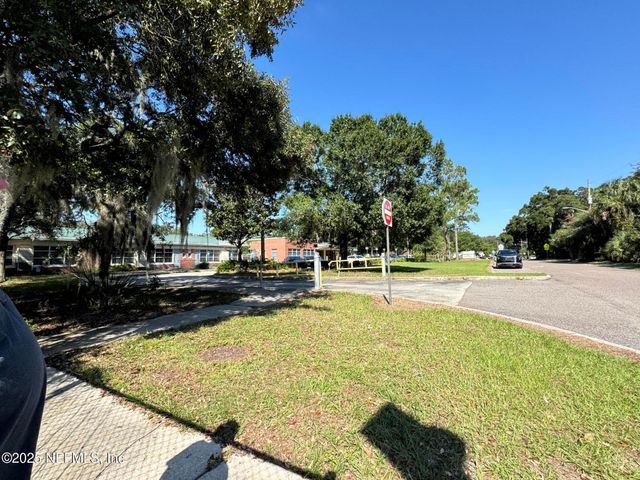 1504 WINTHROP Street, Jacksonville, FL 32206