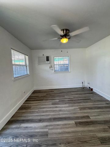 1504 WINTHROP Street, Jacksonville, FL 32206