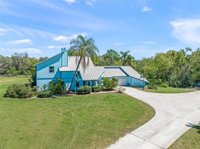 7677 SADDLE CREEK TRAIL, Sarasota, FL 34241
