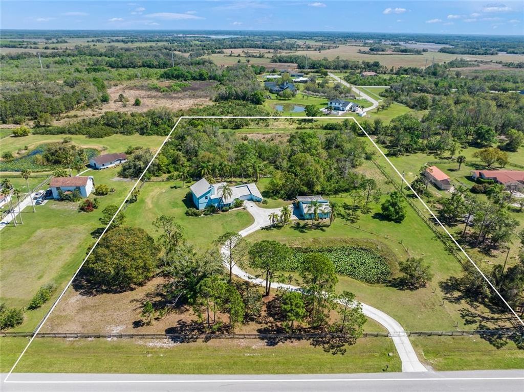 7677 SADDLE CREEK TRAIL, Sarasota, FL 34241