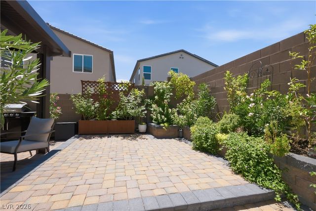 7639 Duran Harbor Lane, North Las Vegas, NV 89084