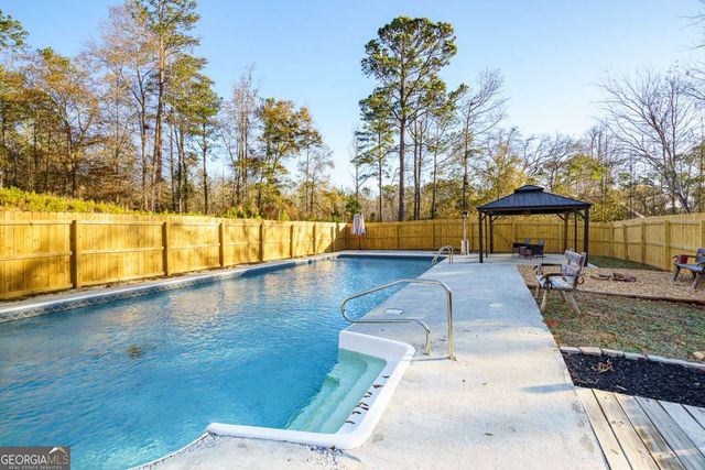 121 Sheppard Road, Meansville, GA 30256