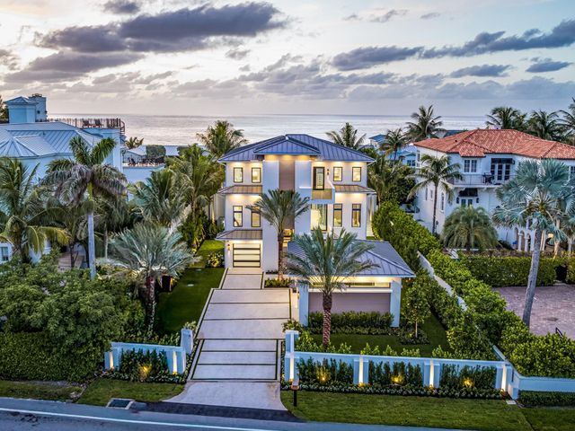 6107 N Ocean Blvd, Ocean Ridge, FL 33435