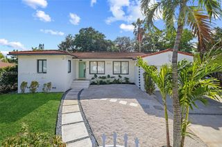 912 NE 82nd Street, Miami, FL 33138