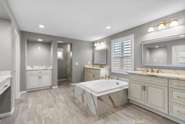 4332 Cantada, Corona, CA 92883