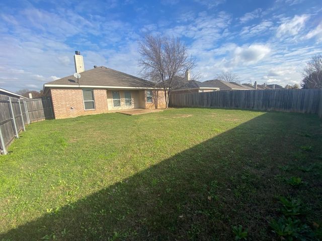 1308 Sierra Blanca Drive, Fort Worth, TX 76028