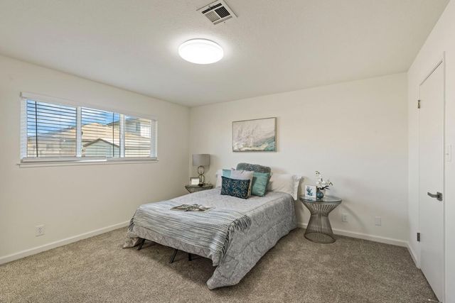 2127 Oxford Way, Lodi, CA 95242